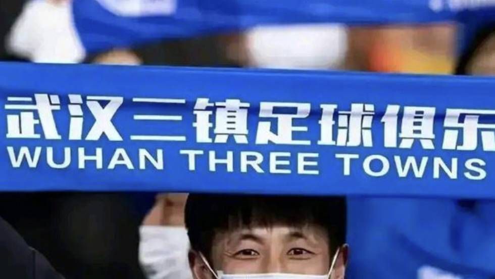 搁在现代，面对这水桶般的身形和一坨坨肥肉，她早给制定了一套慎密的魔鬼减肥计划。